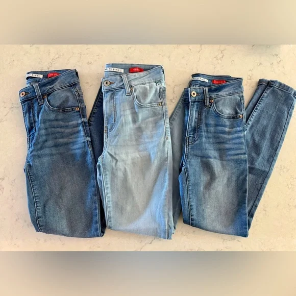 Celebrity Pink Jeans - 3 pairs - NWOT, Size 25 - Picture 1 of 4
